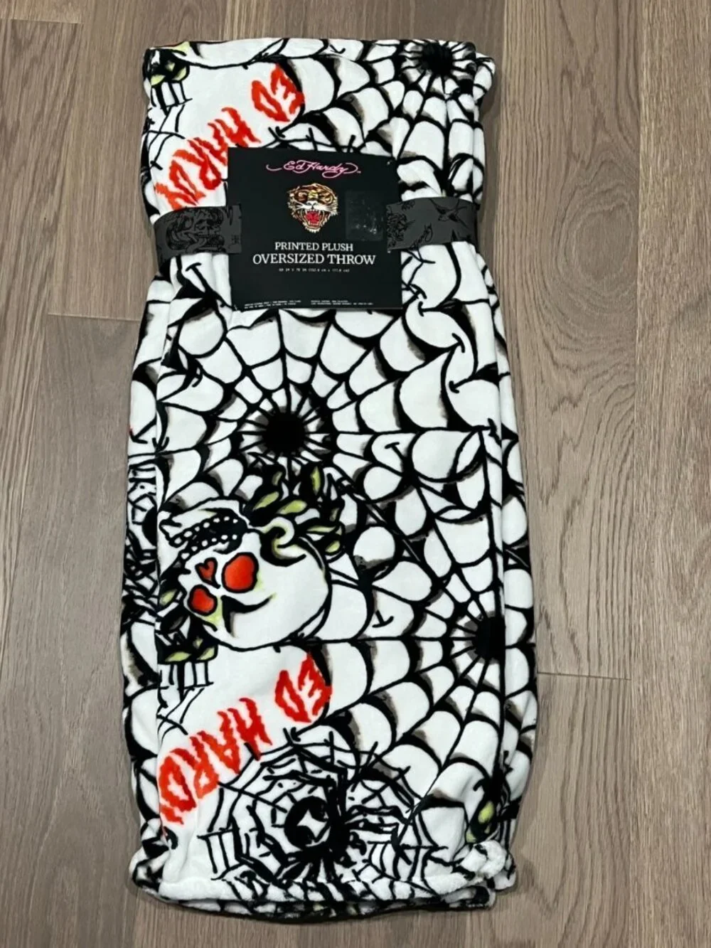 ED HARDY White Plush Throw Blanket 60x70 Y2K Tattoo Spiderweb Skulls Halloween